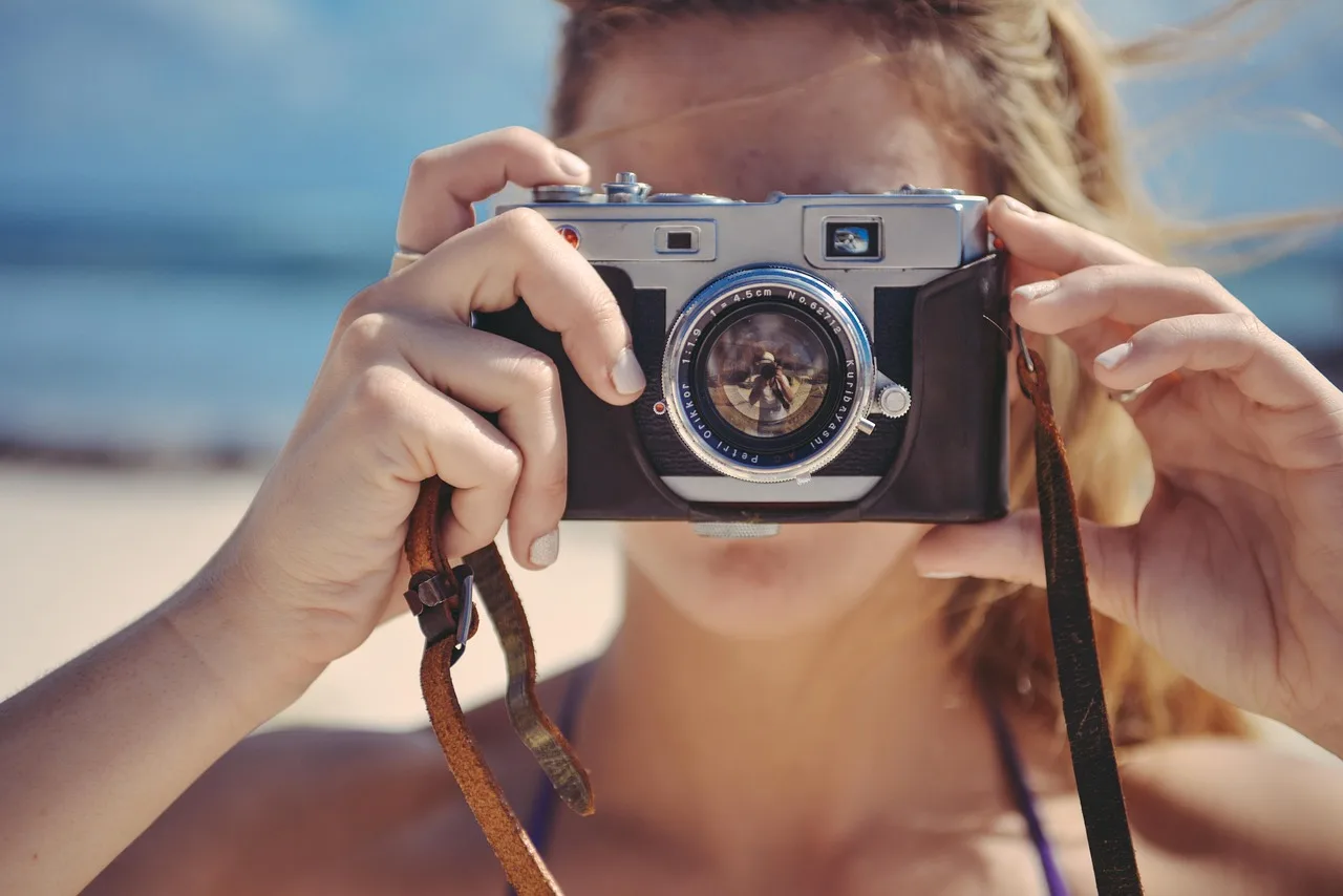 blonde, girl, taking, photo, photography, vintage, camera, lifestyle, picture, retro, photographer, film camera, old camera, oldtimer, nostalgia, photo, camera, camera, camera, camera, camera, photographer