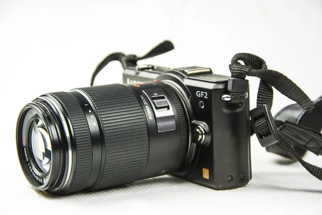 lens, zoom, light editor, equipment, technology, framing, optical, tele photography, flash, iso, movie, focus. Video marketing agency or freelancer: factors that decide the fit